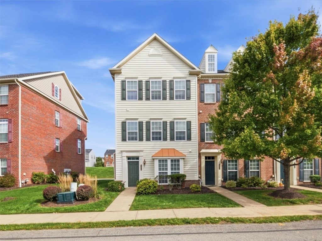 400 Fairgate Dr Pine Twp PA