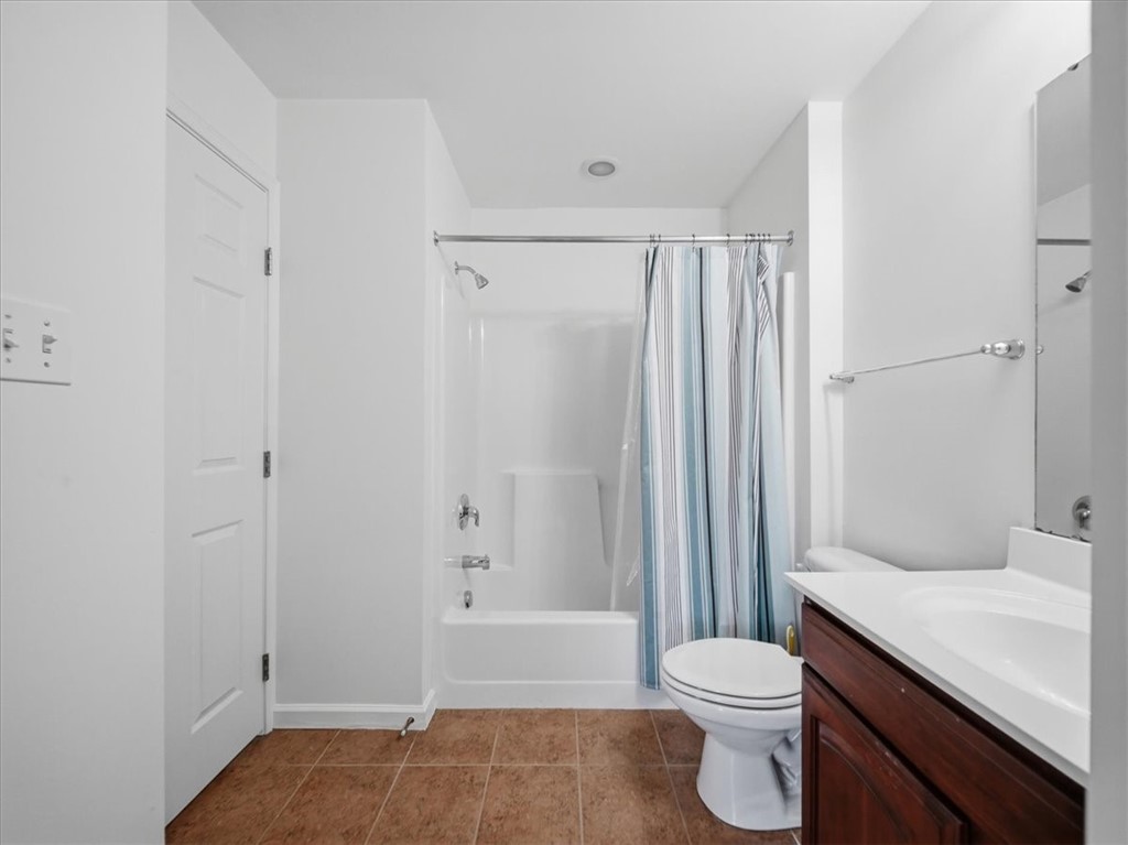 400 Fairgate Dr
