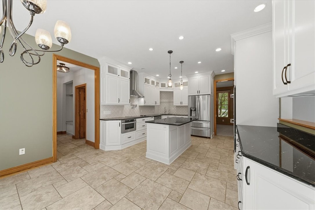 706 Audubon Dr