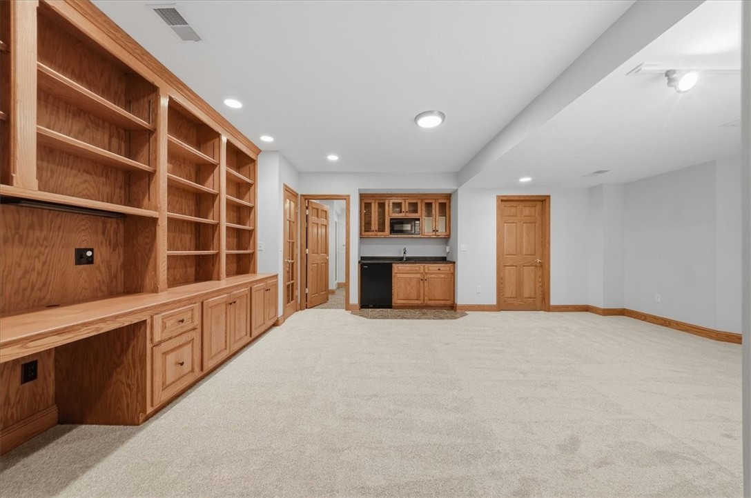 706 Audubon Dr
