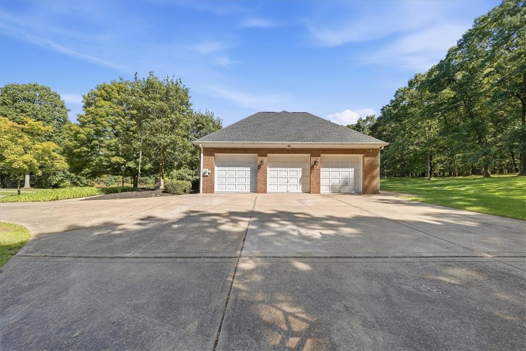 706 Audubon Dr
