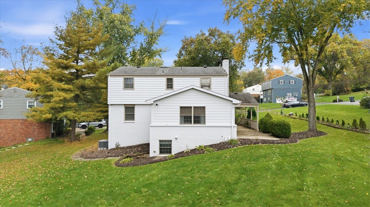 335 Catalina Dr