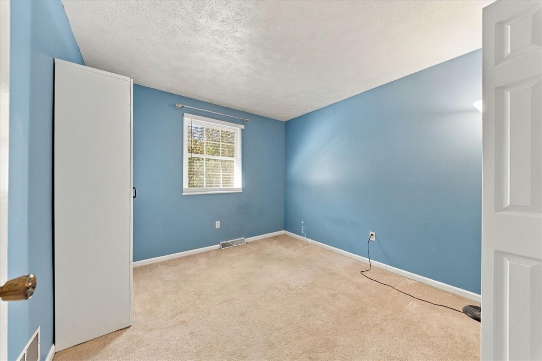 152 Aberdeen Dr