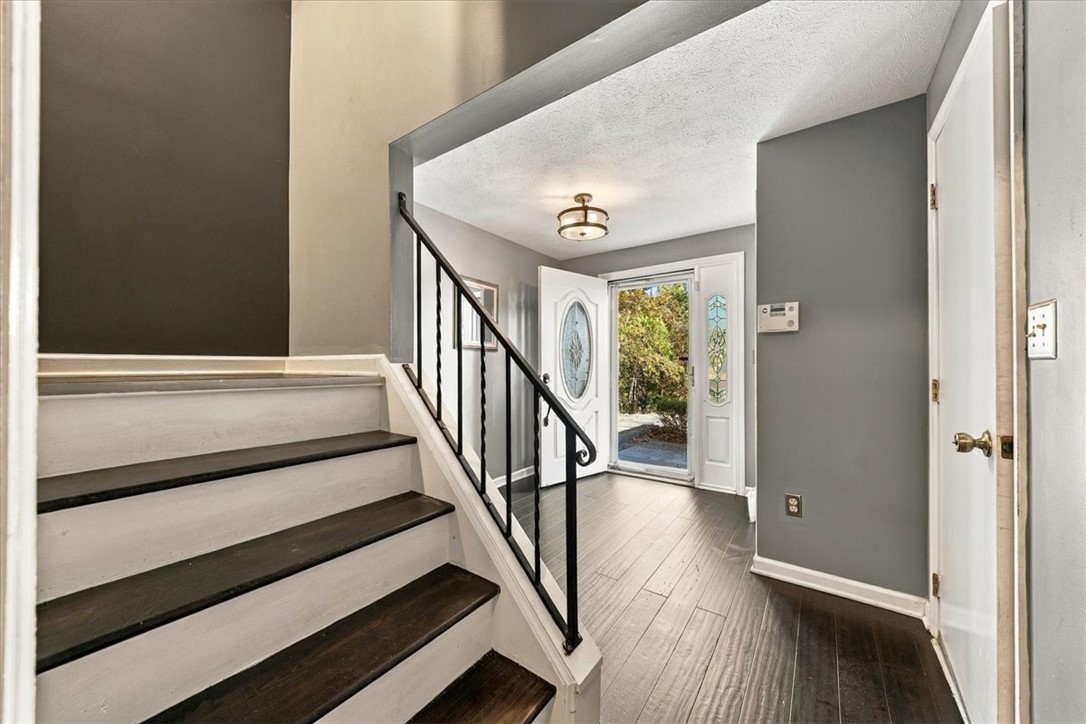 152 Aberdeen Dr