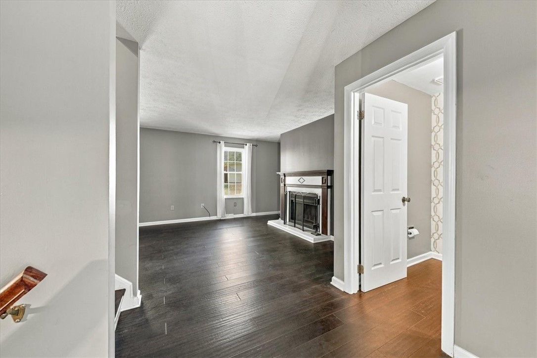 152 Aberdeen Dr