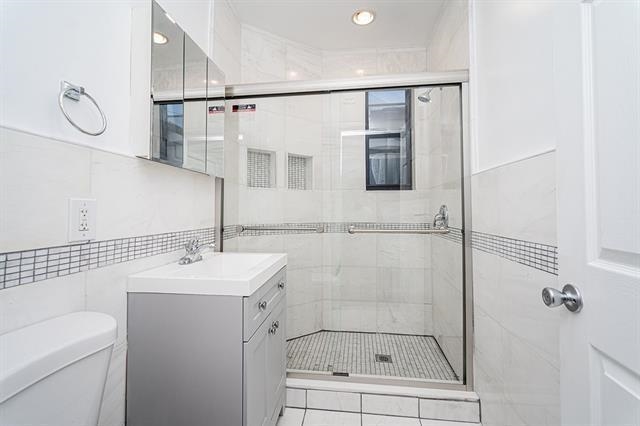 14 65TH ST Unit: 16