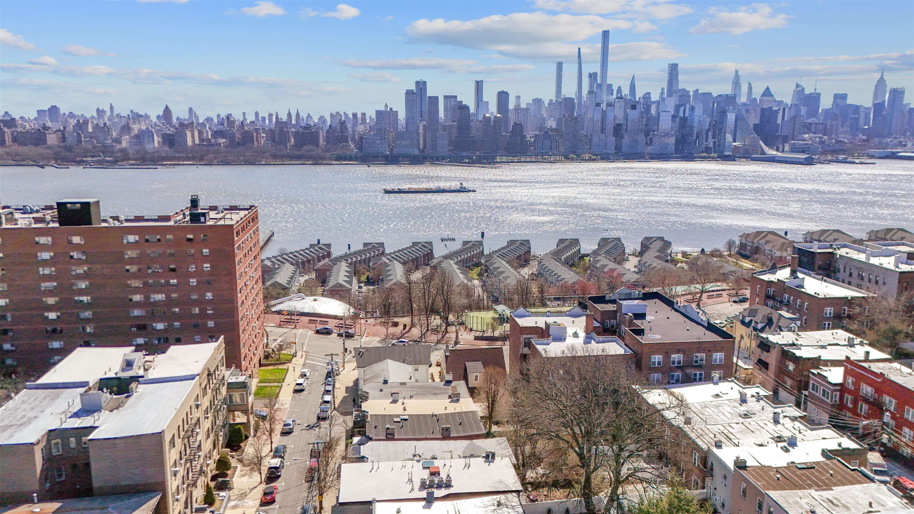 14 65TH ST Unit: 16