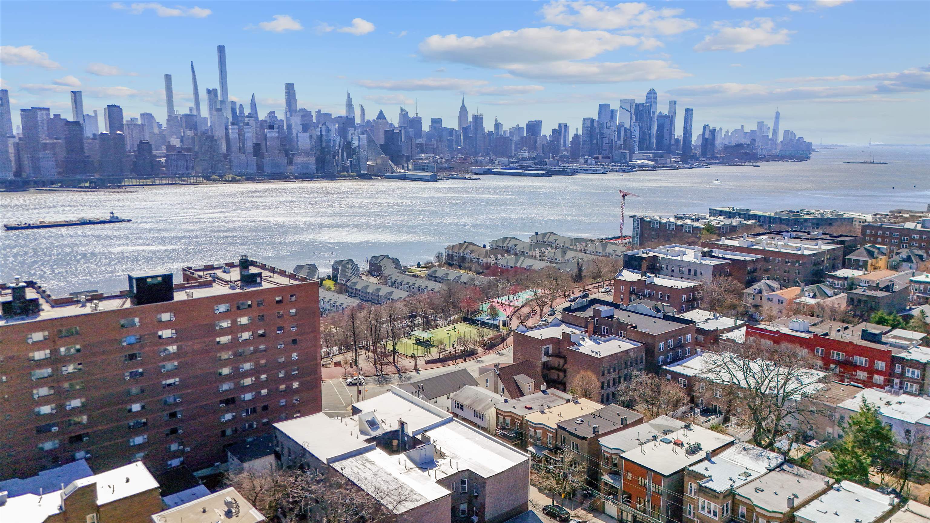 14 65TH ST Unit: 16