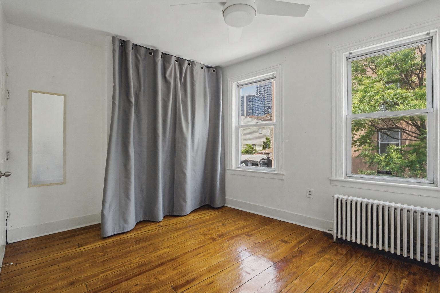14 ROCK ST