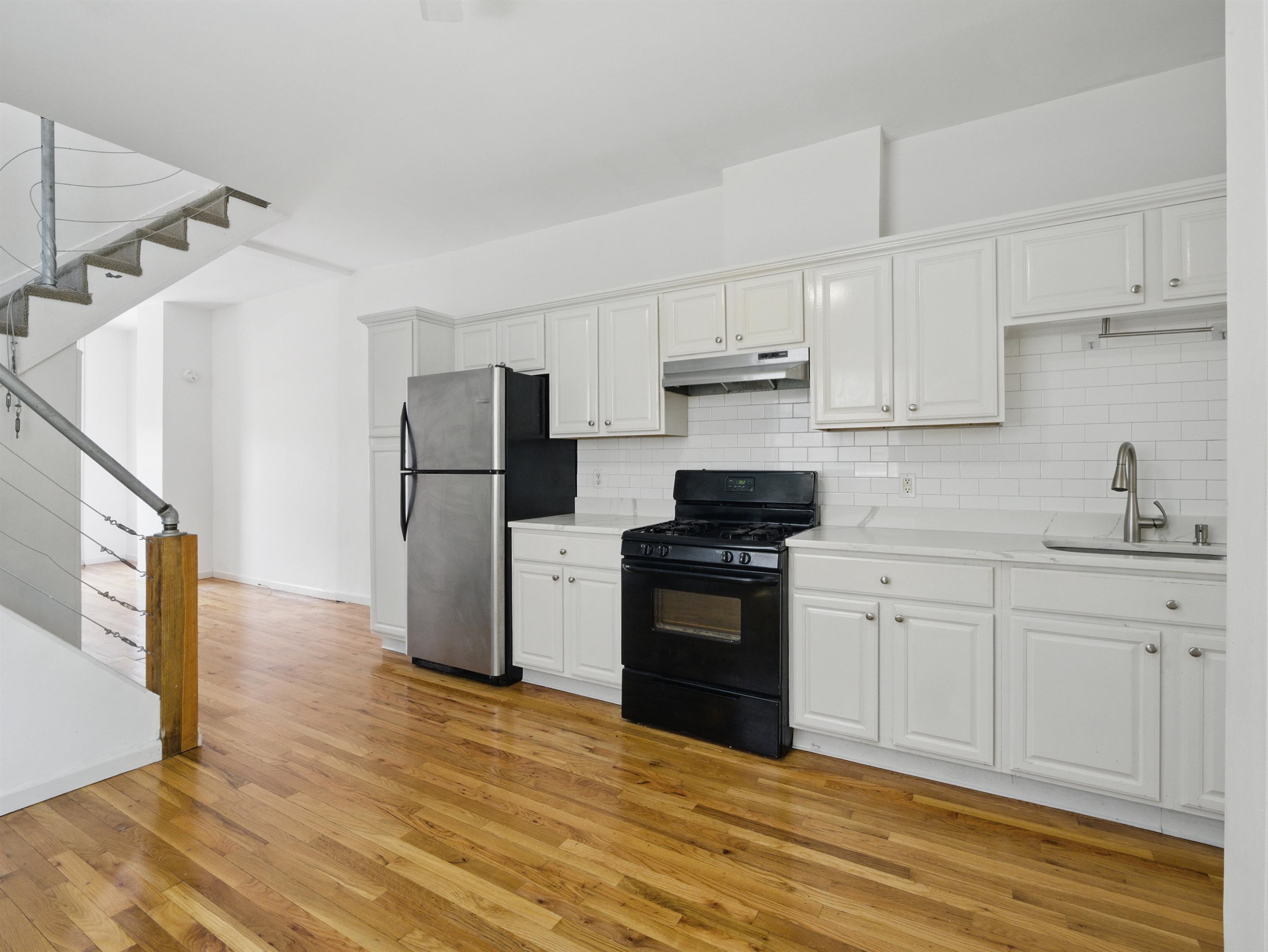 14 ROCK ST