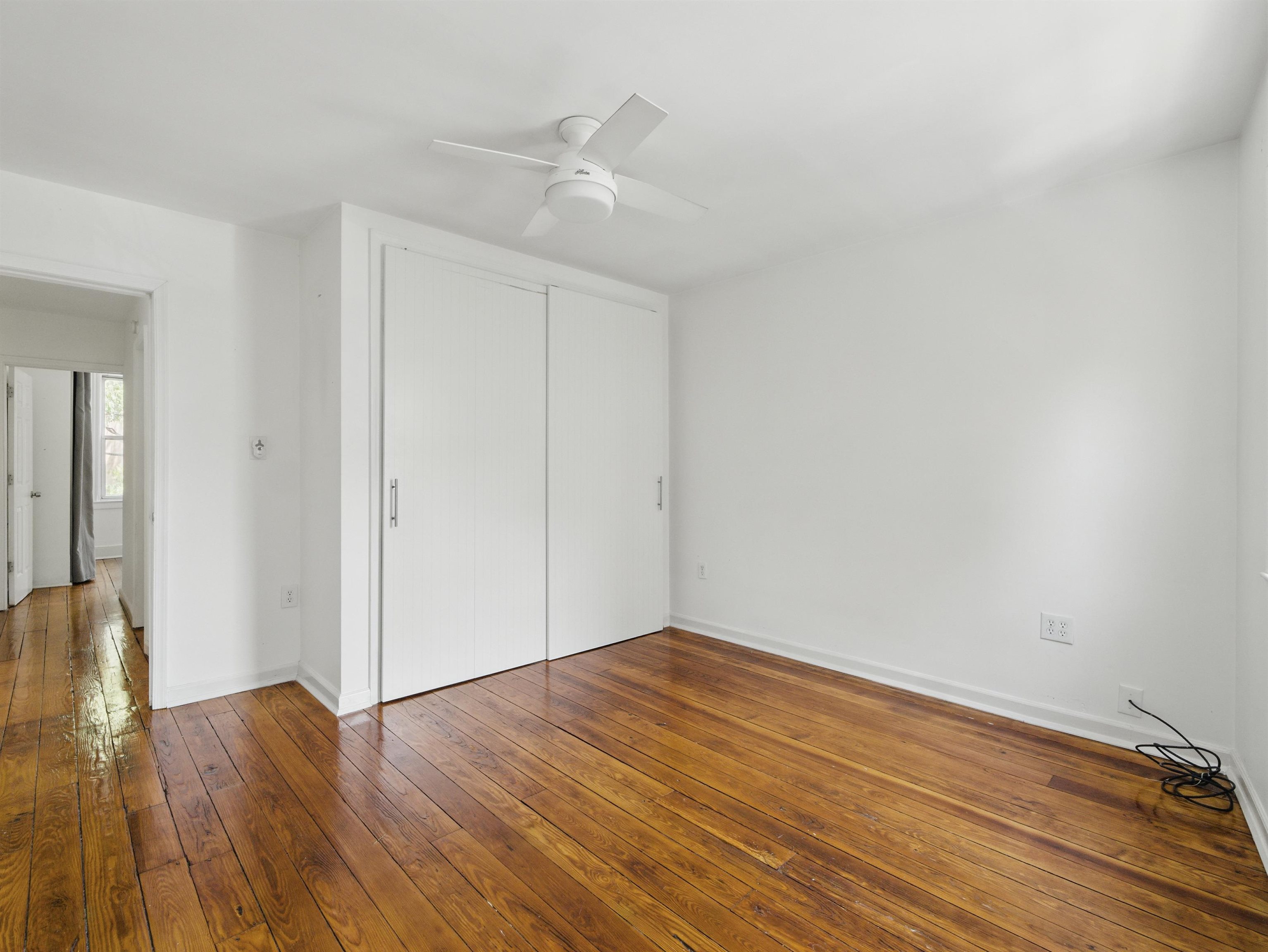 14 ROCK ST