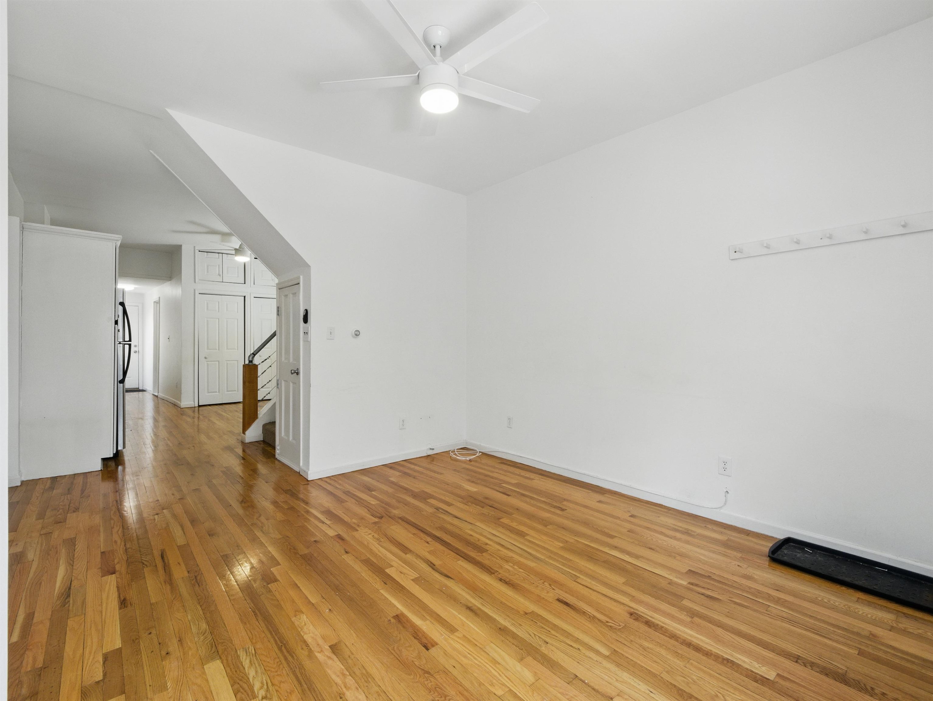 14 ROCK ST