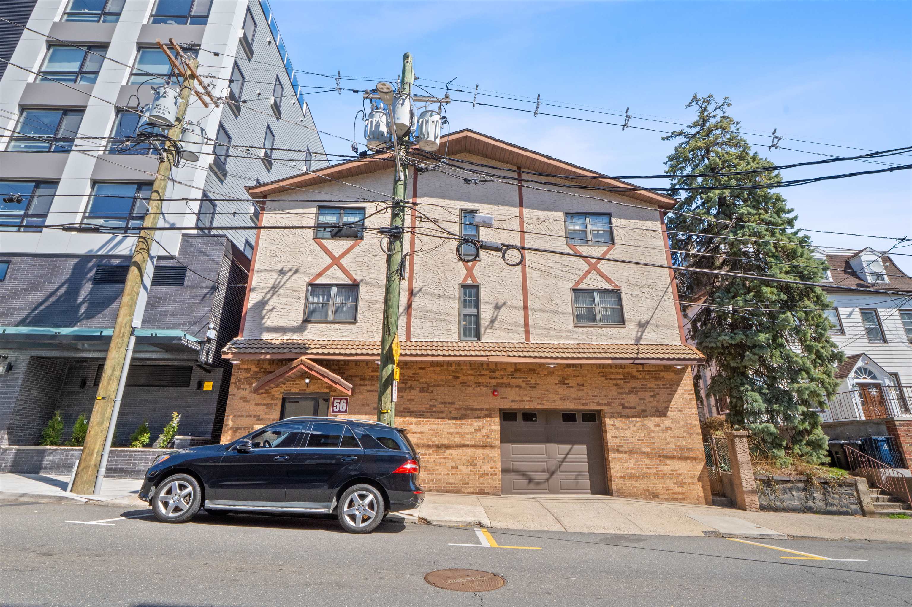 56 68TH ST Unit: 5