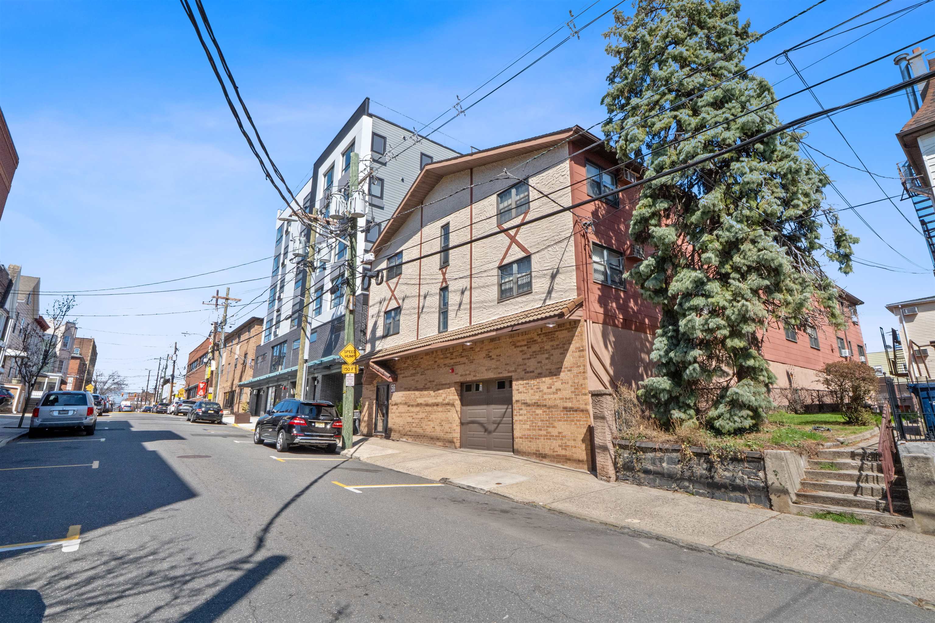 56 68TH ST Unit: 5