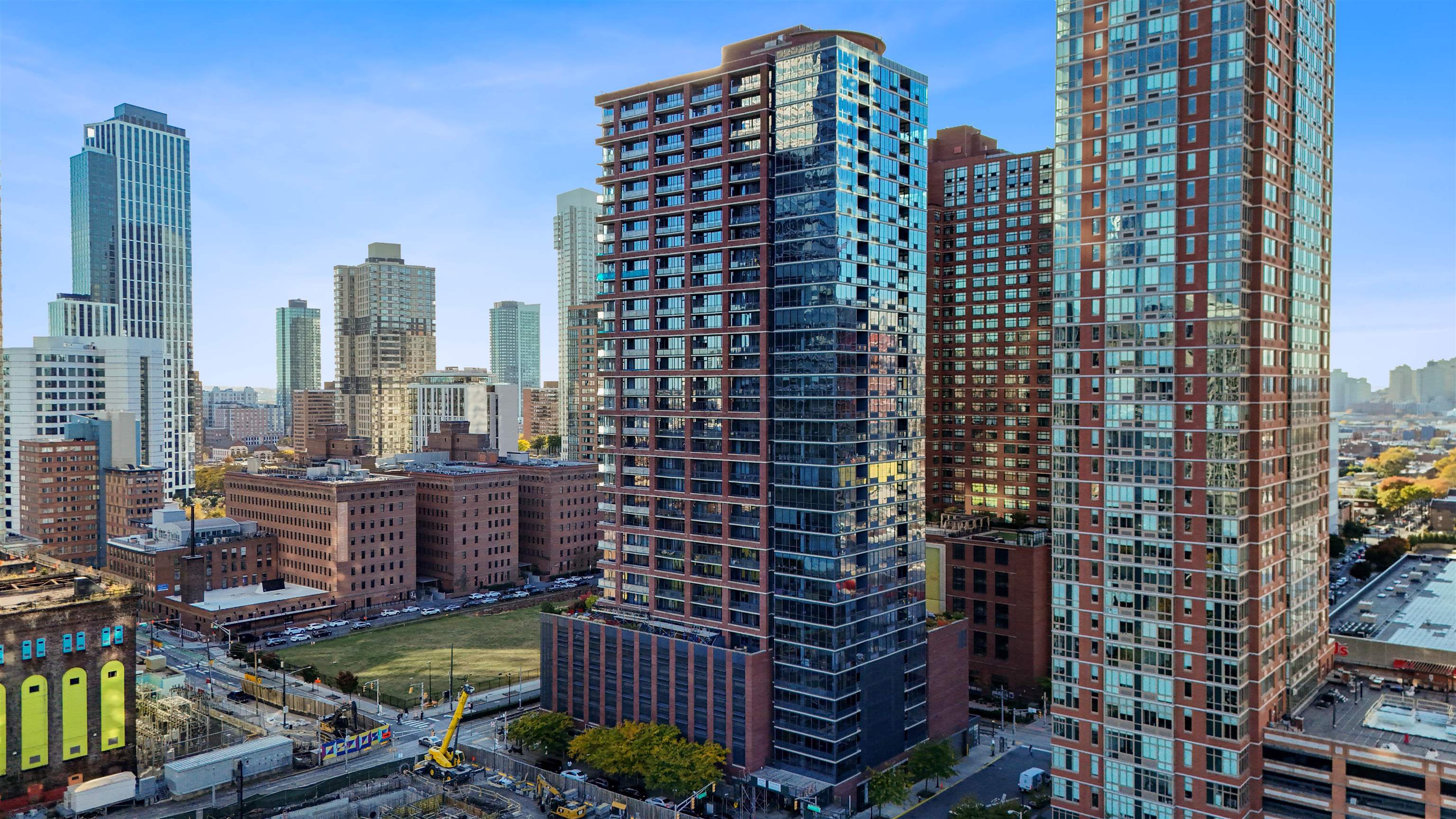 389 WASHINGTON ST Unit: 15E