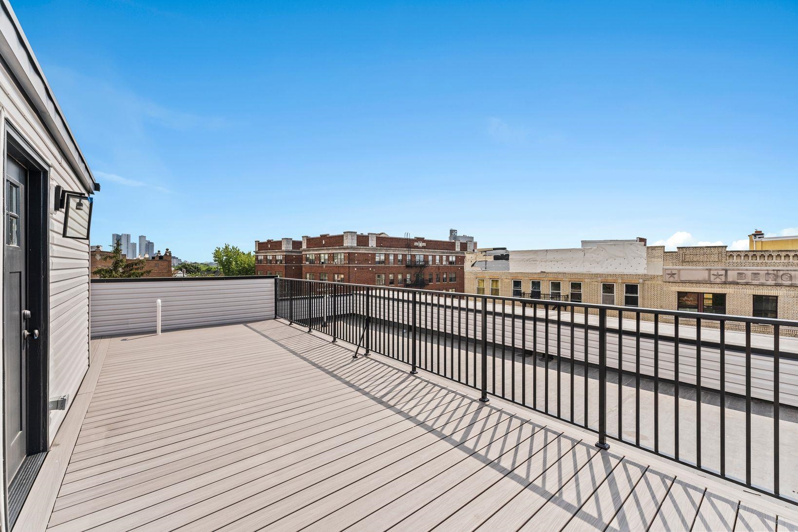 249 BERGEN AVE Unit: 302