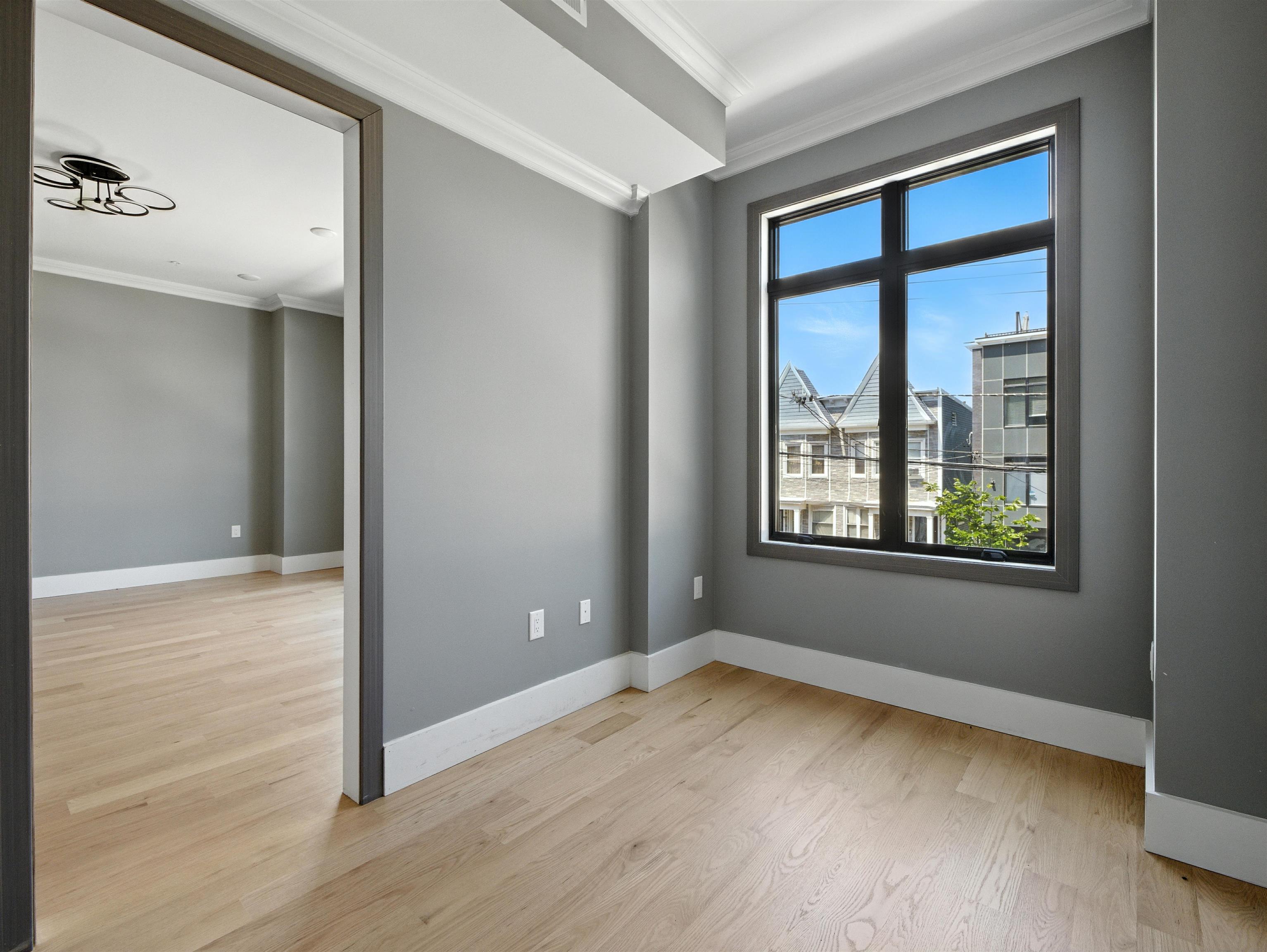 24 ROMAINE AVE Unit: Home 2