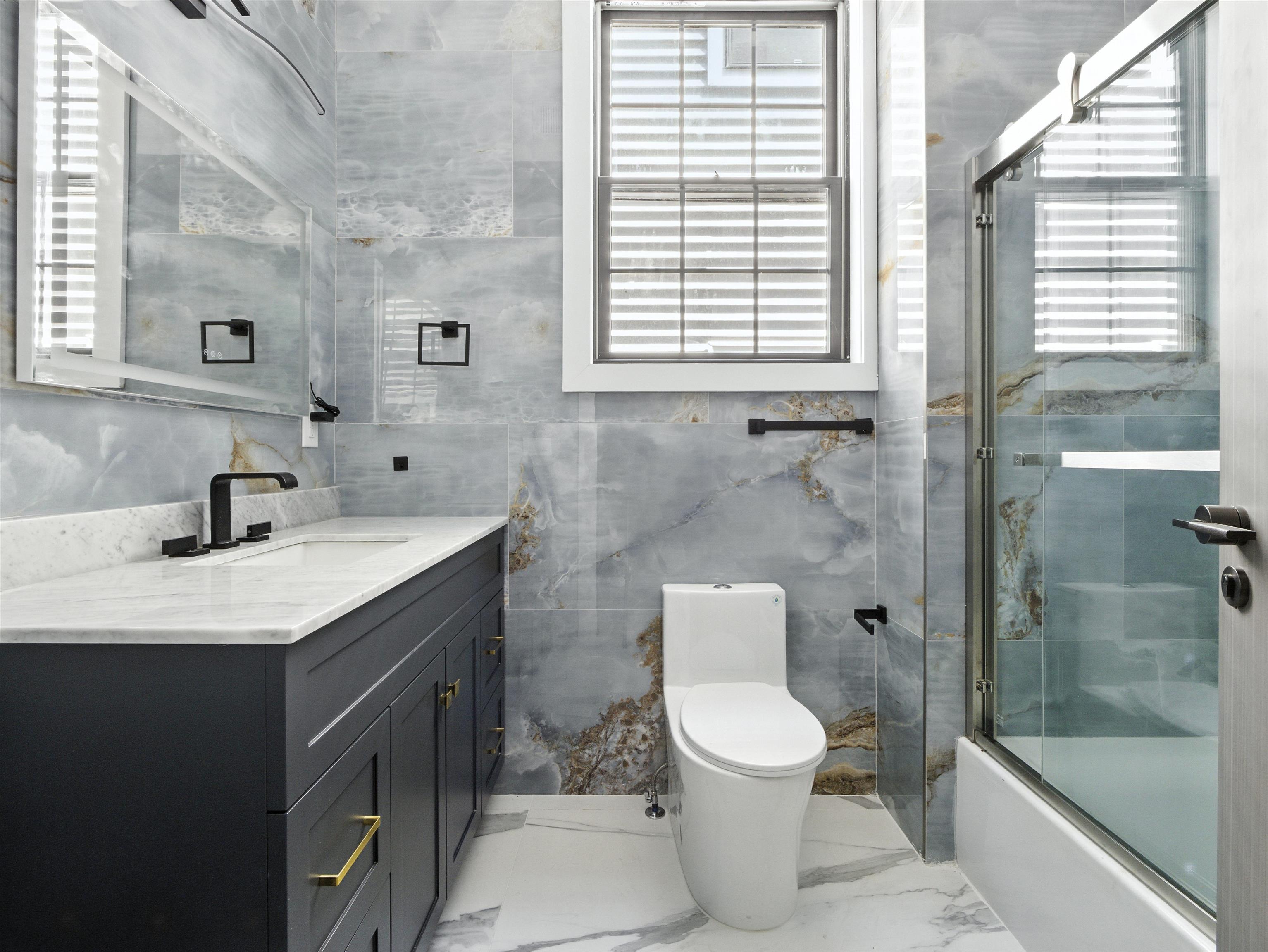 24 ROMAINE AVE Unit: Home 2