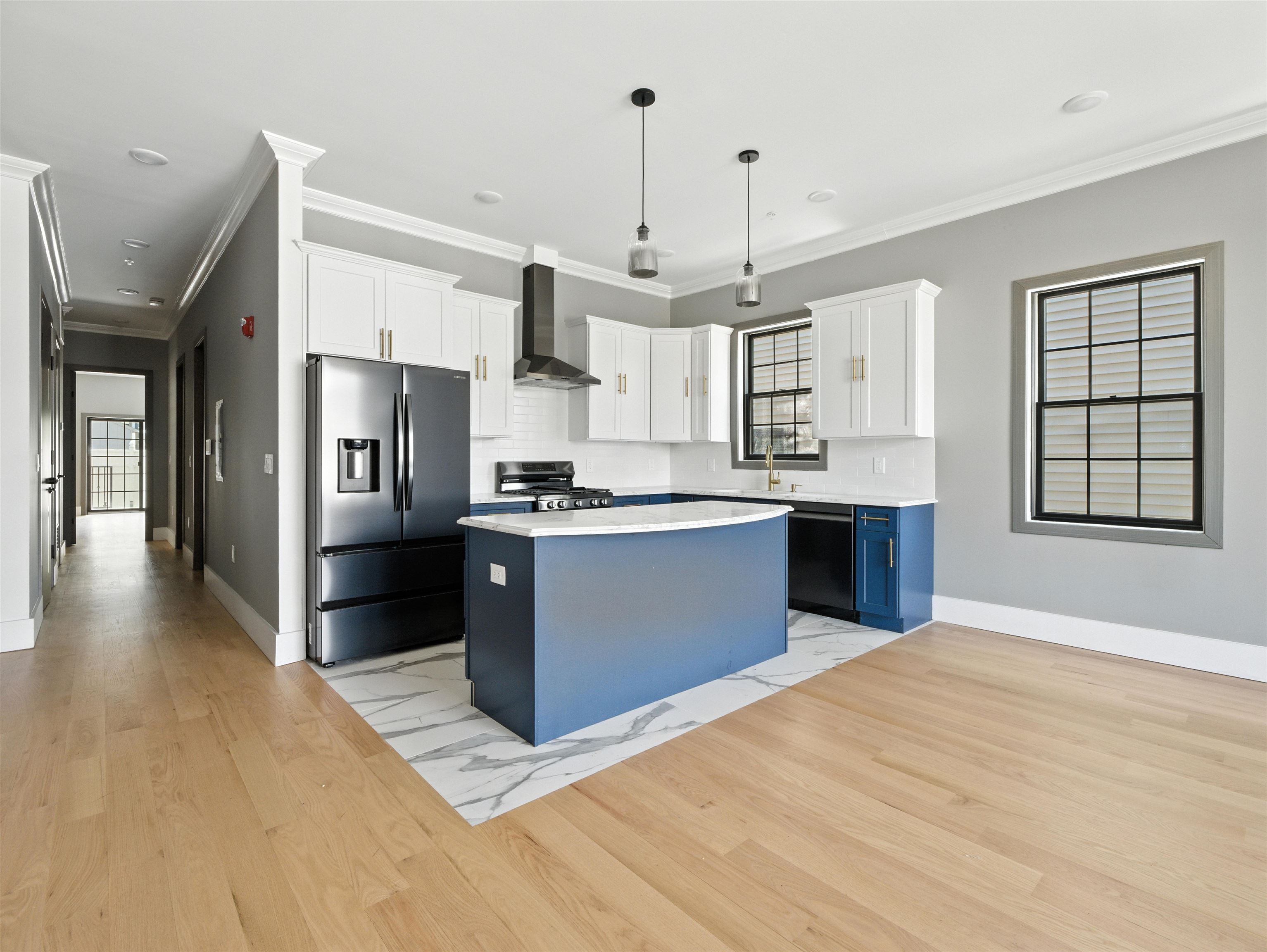 24 ROMAINE AVE Unit: Home 2