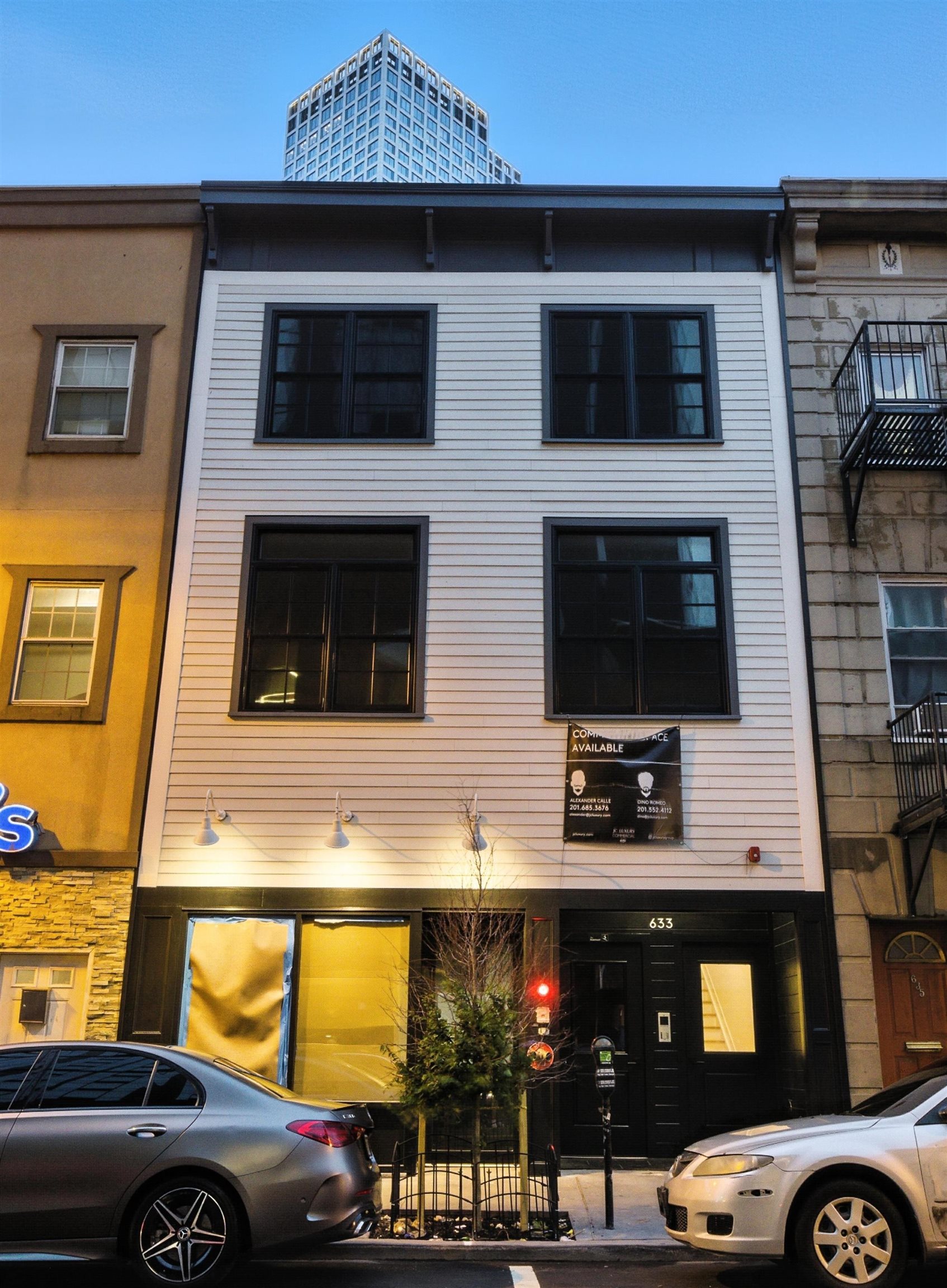 633 NEWARK AVE Unit: 201