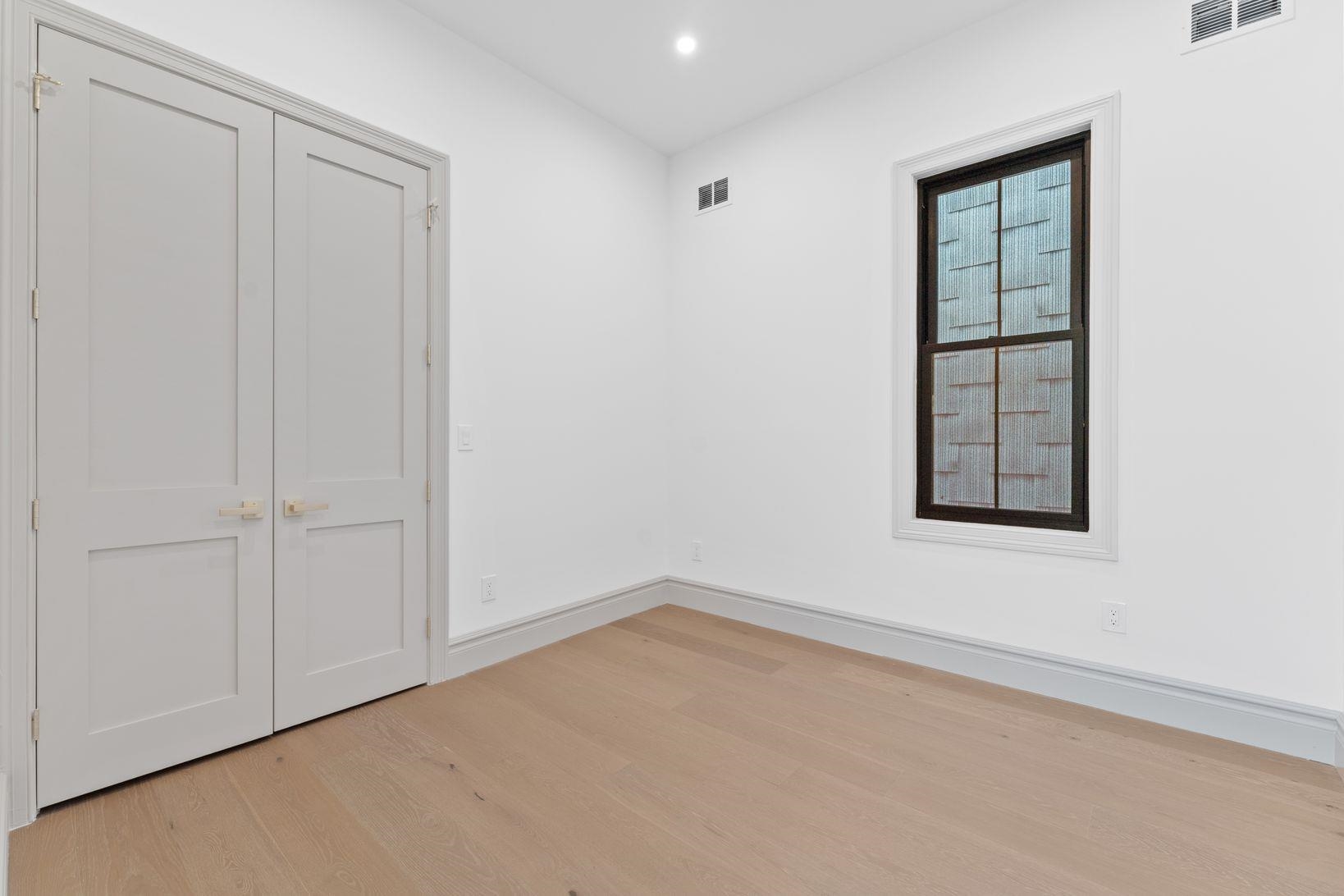 83 LIBERTY PL Unit: Residence 2