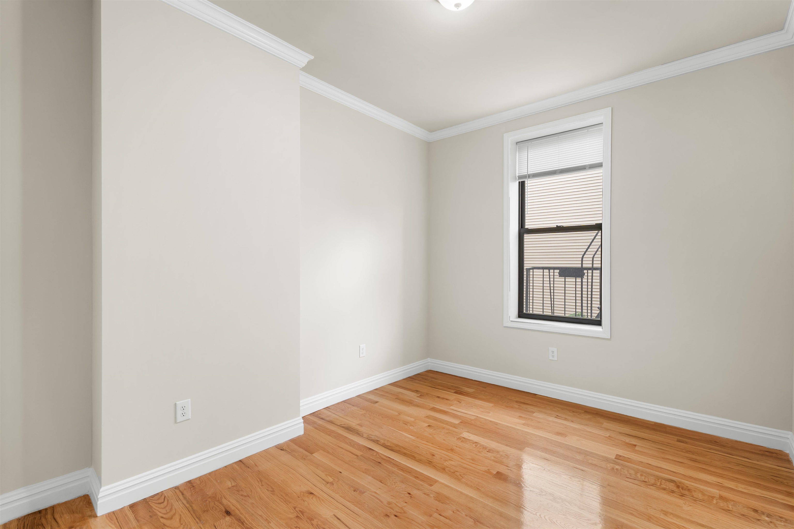 2402 PALISADE AVE Unit: APT 2