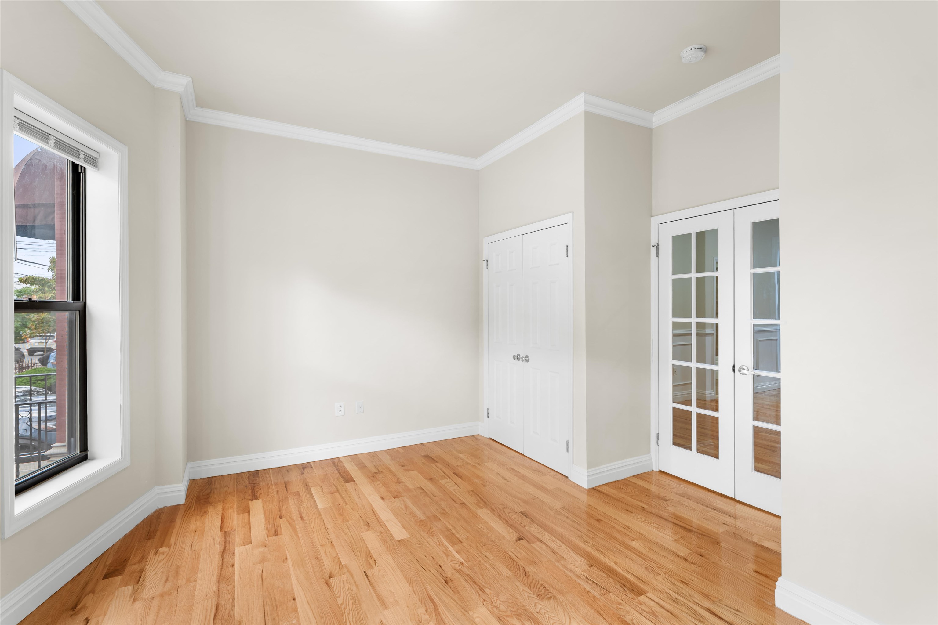 2402 PALISADE AVE Unit: APT 2