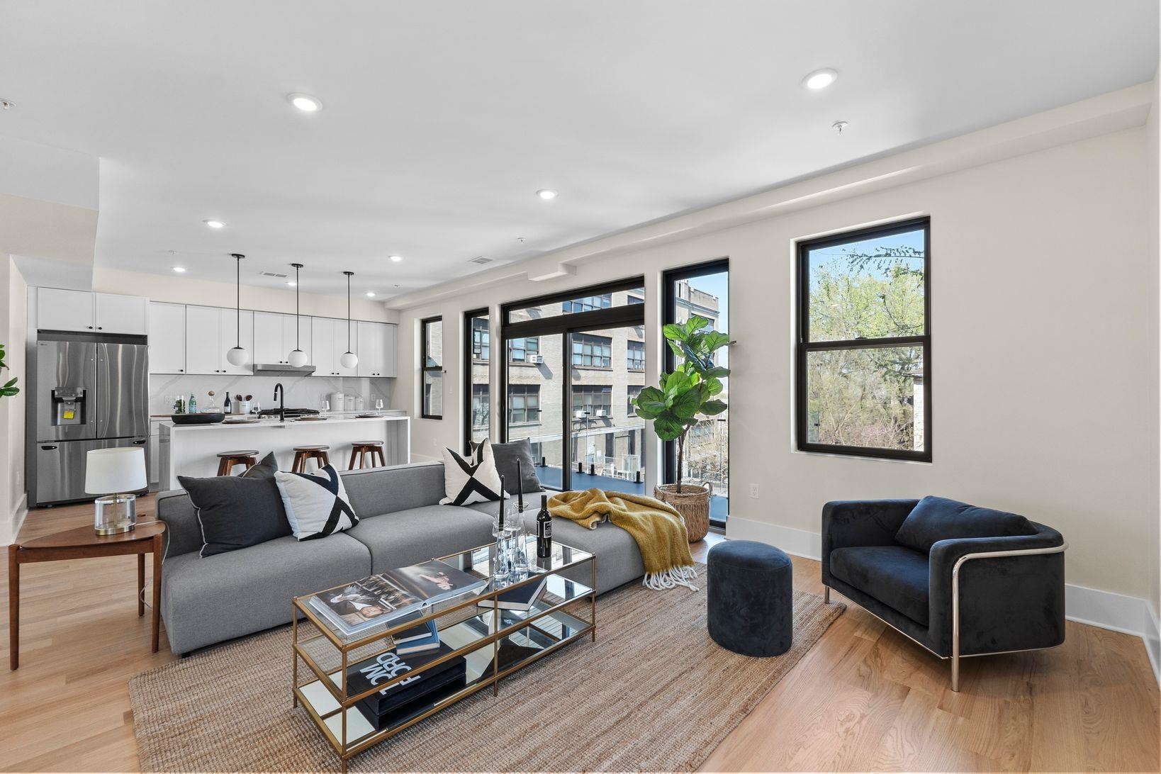 249 BERGEN AVE Unit: 201