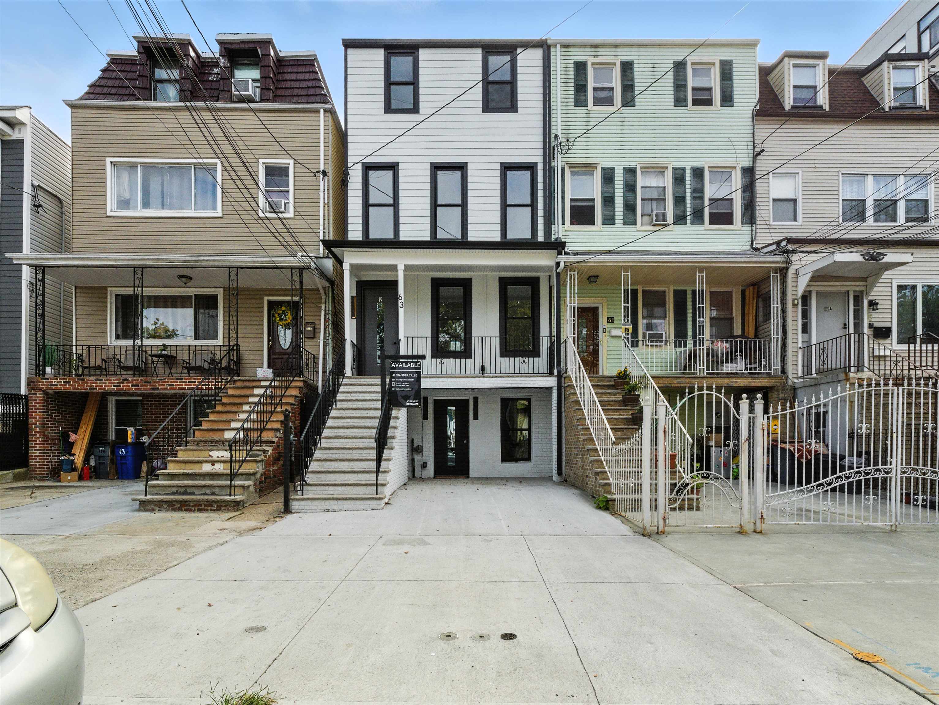 63 JEFFERSON AVE Unit: 1-2 Duplex