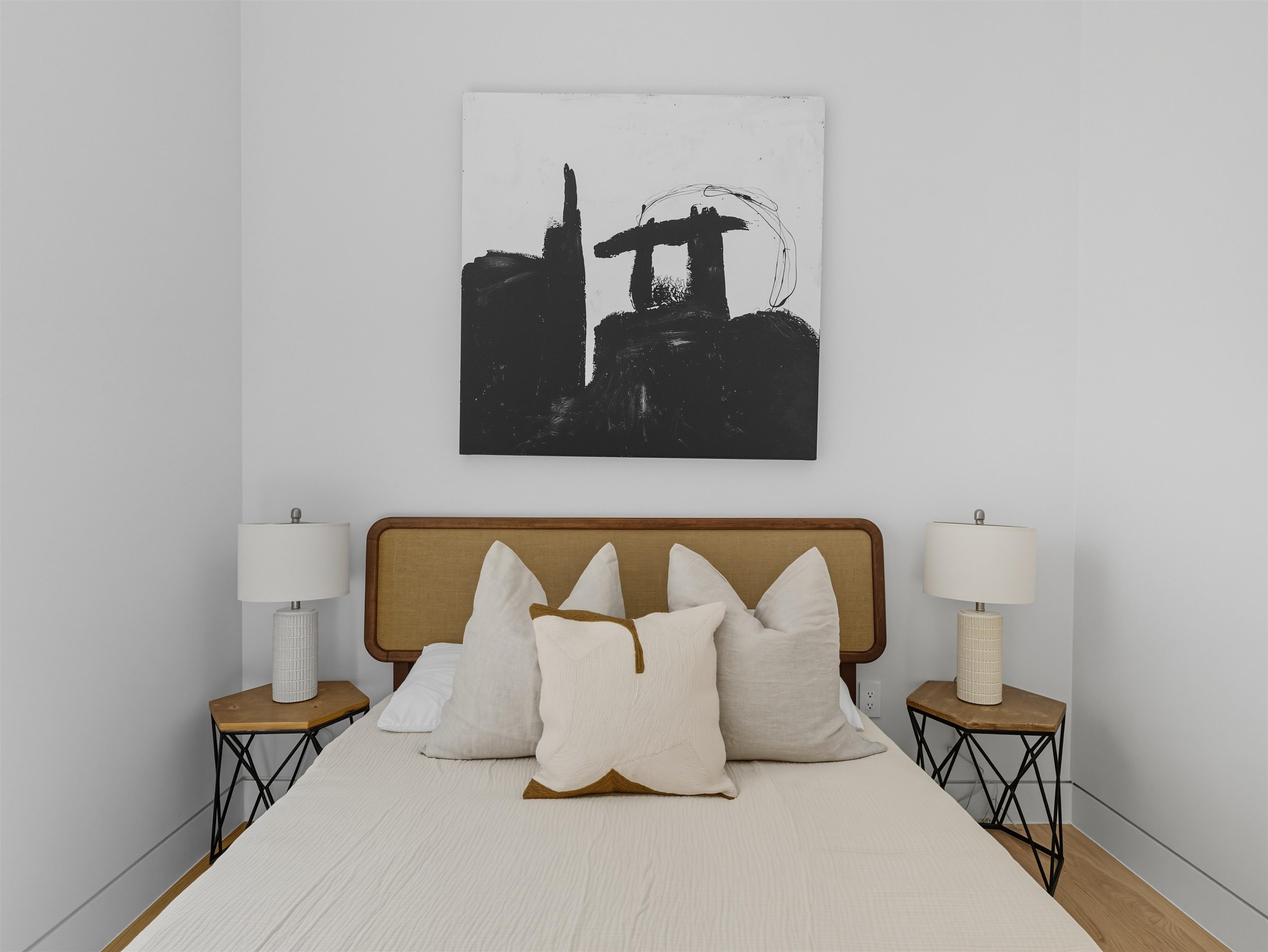 29 ARMSTRONG AVE Unit: 1L