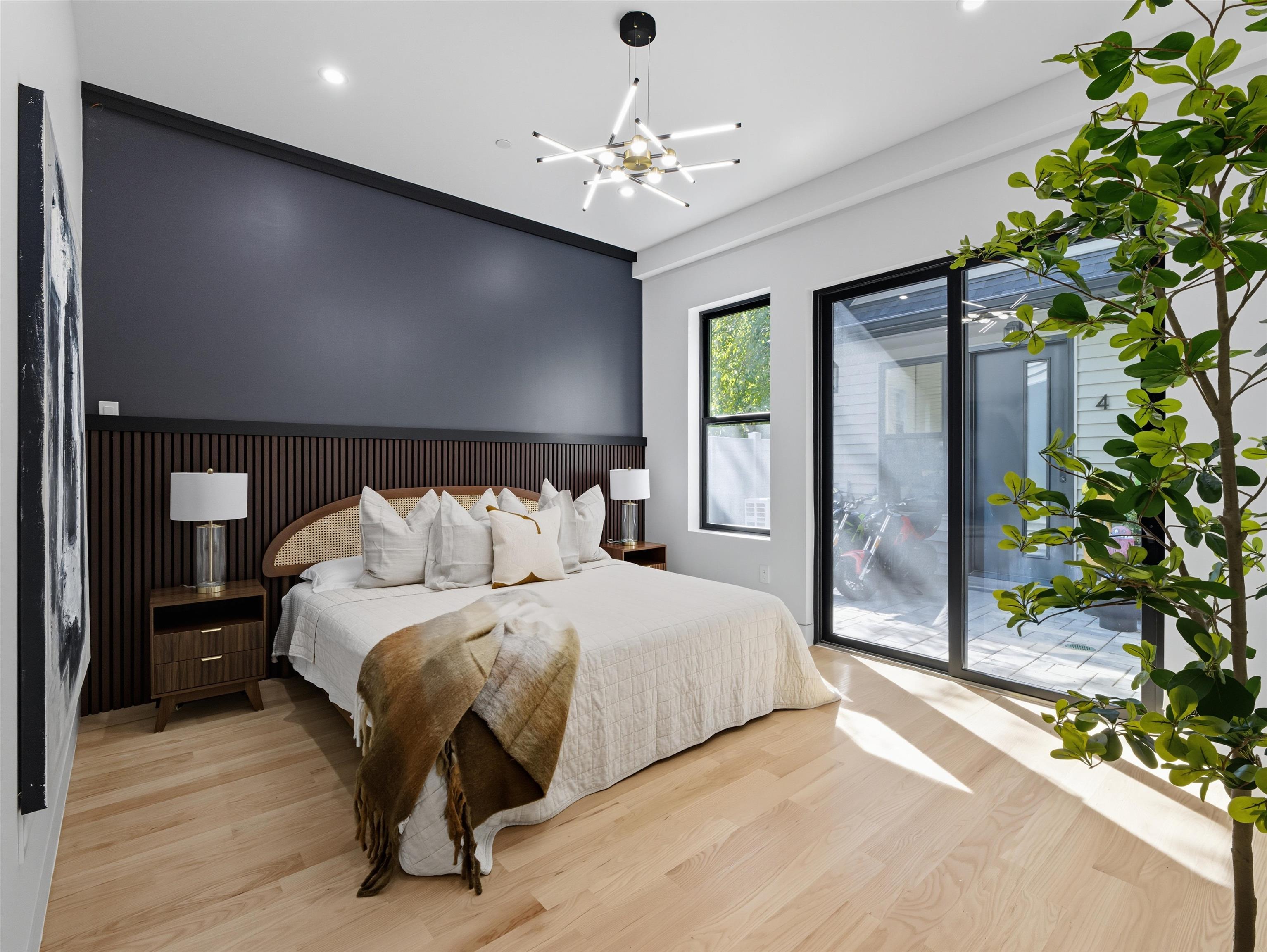 29 ARMSTRONG AVE Unit: 1L
