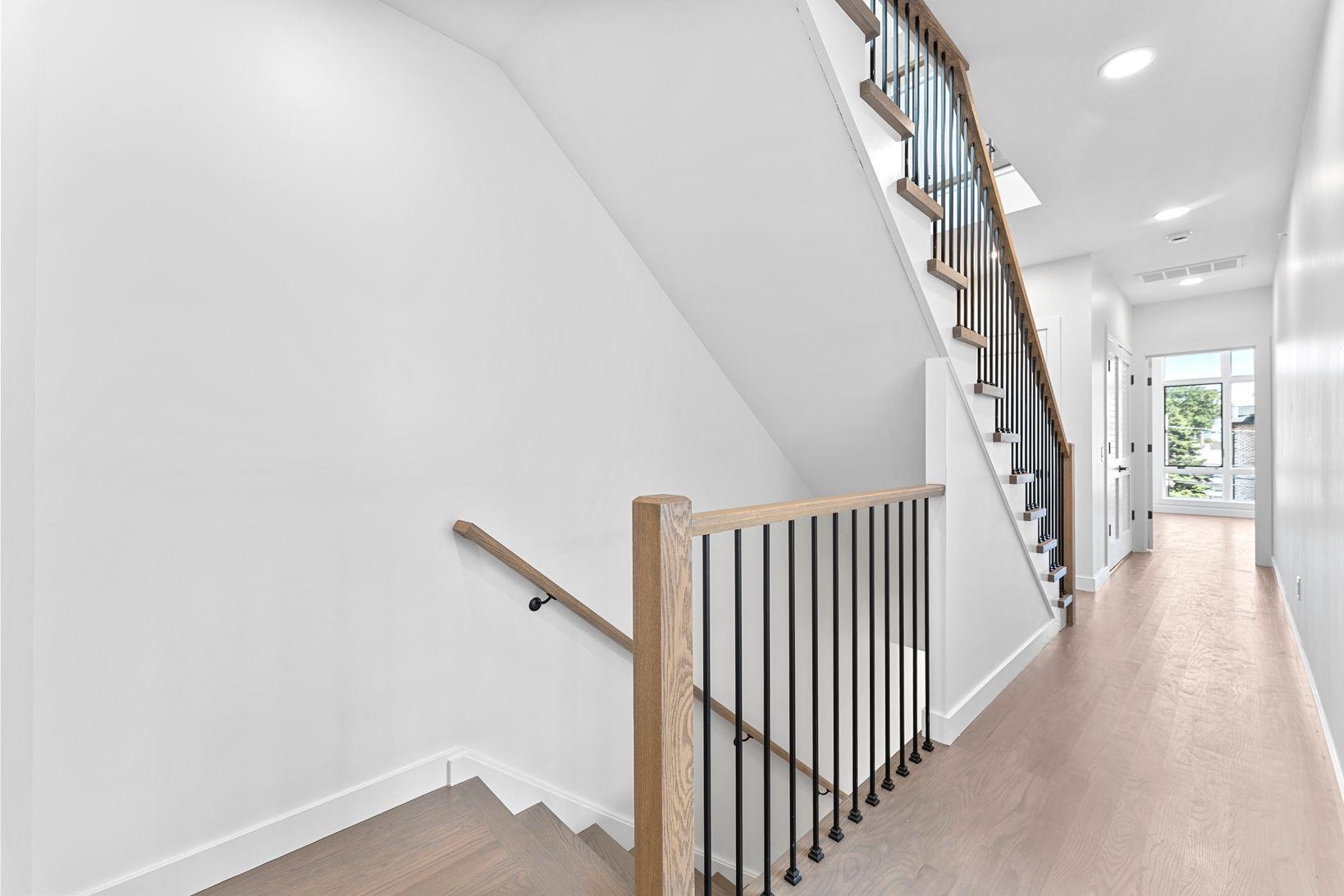 230 GRANT AVE