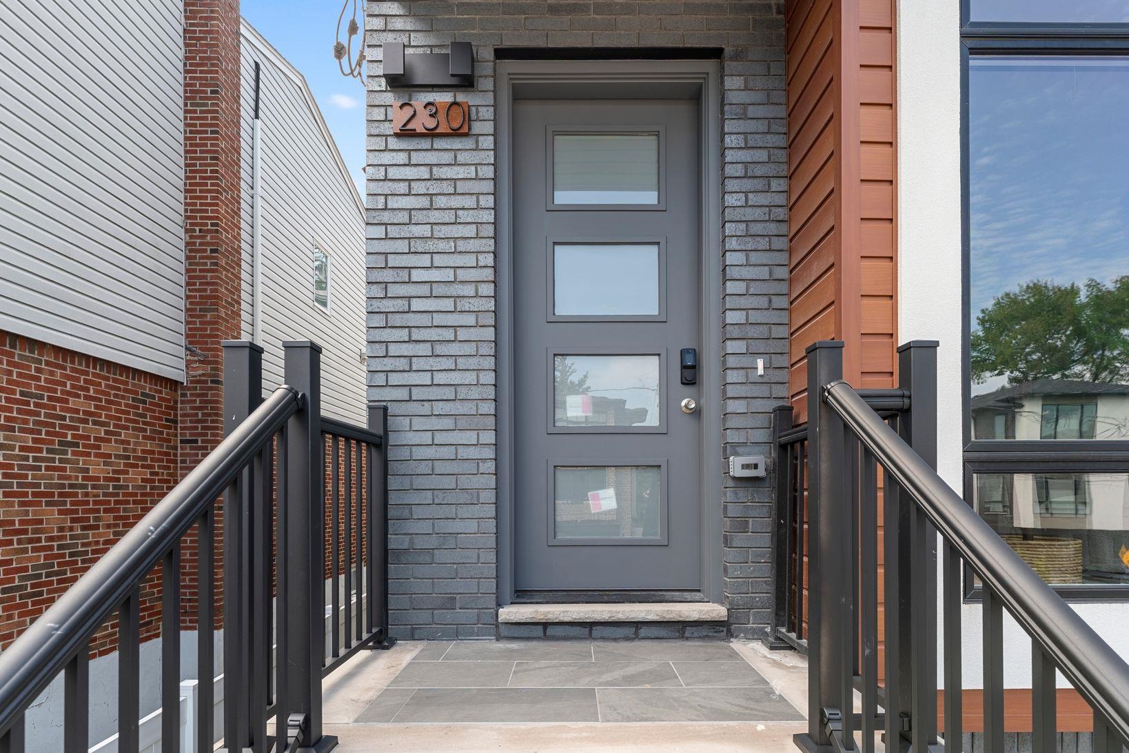 230 GRANT AVE