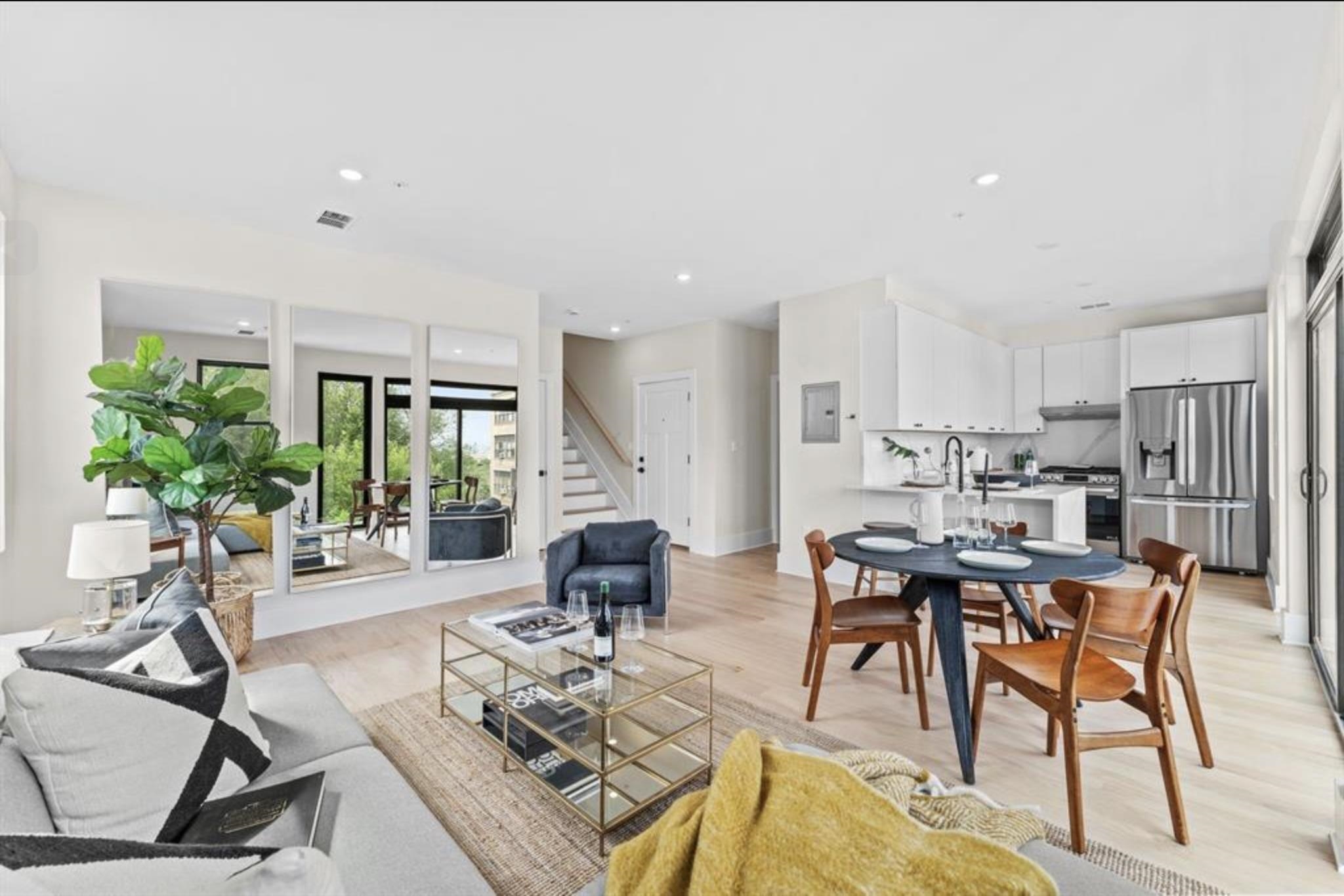 249 BERGEN AVE Unit: PENTHOUSE