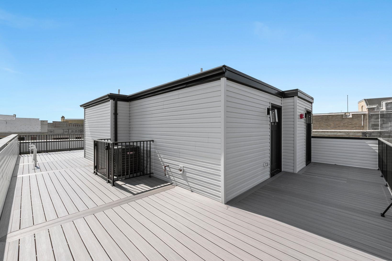 249 BERGEN AVE Unit: PENTHOUSE