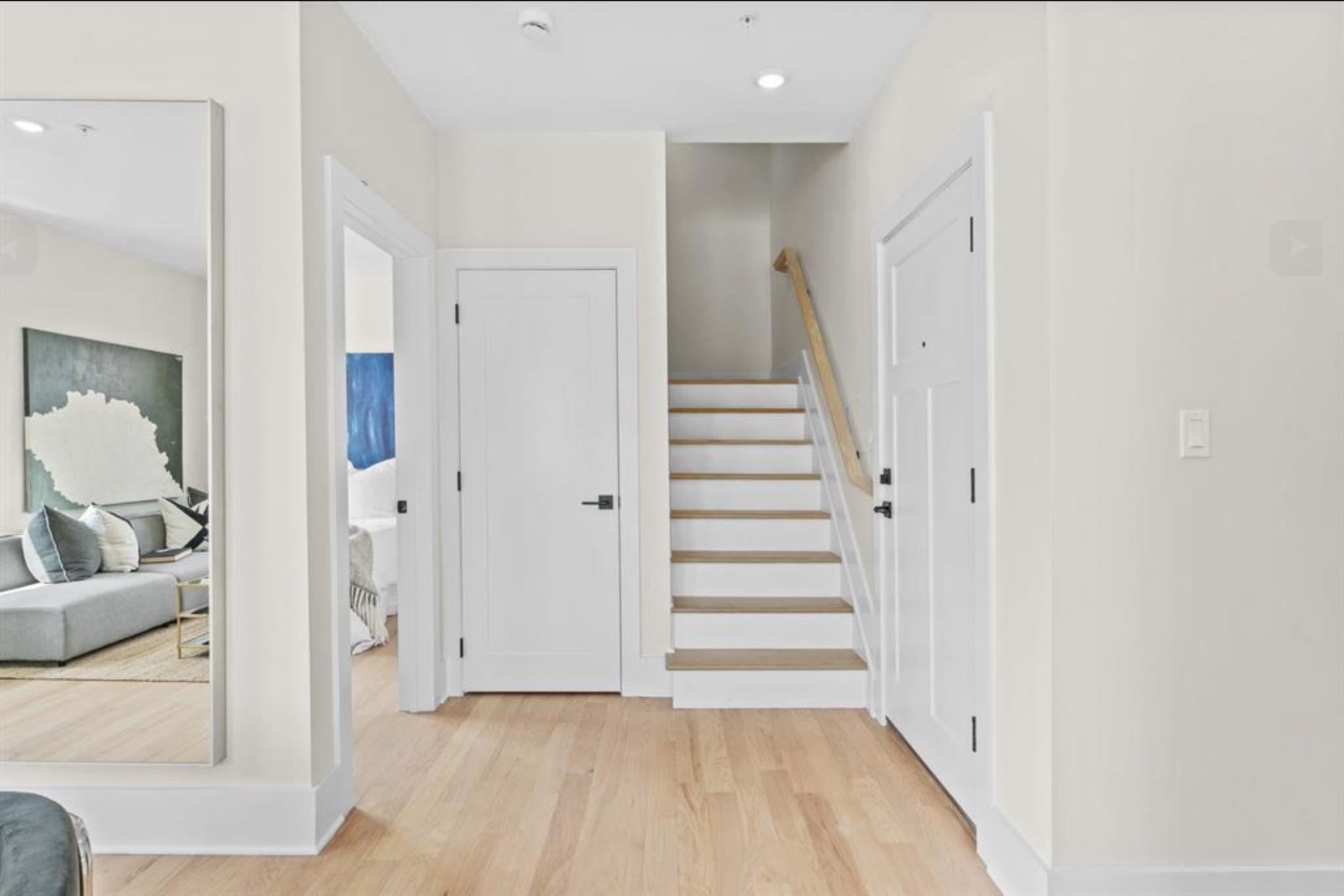 249 BERGEN AVE Unit: PENTHOUSE