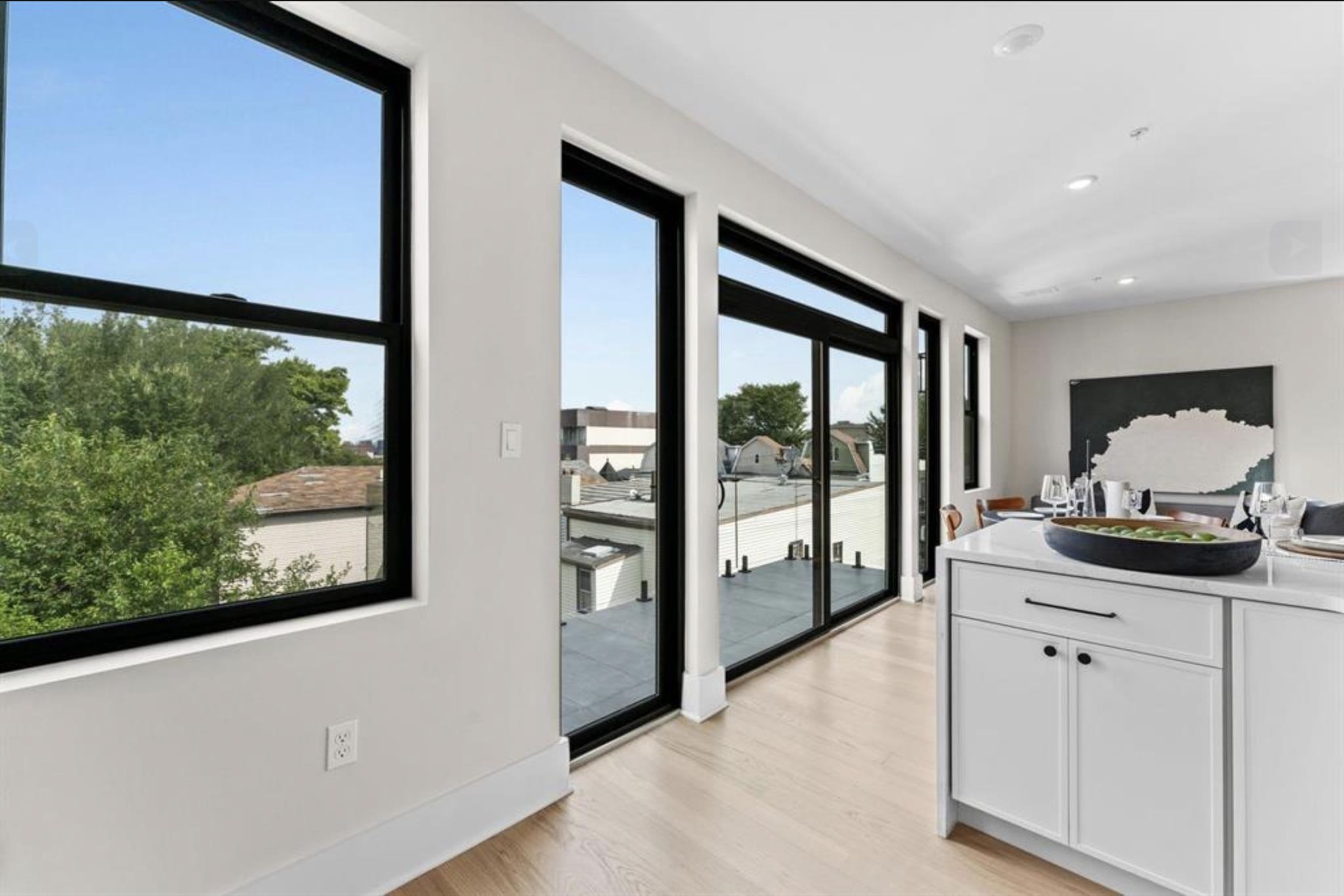 249 BERGEN AVE Unit: PENTHOUSE