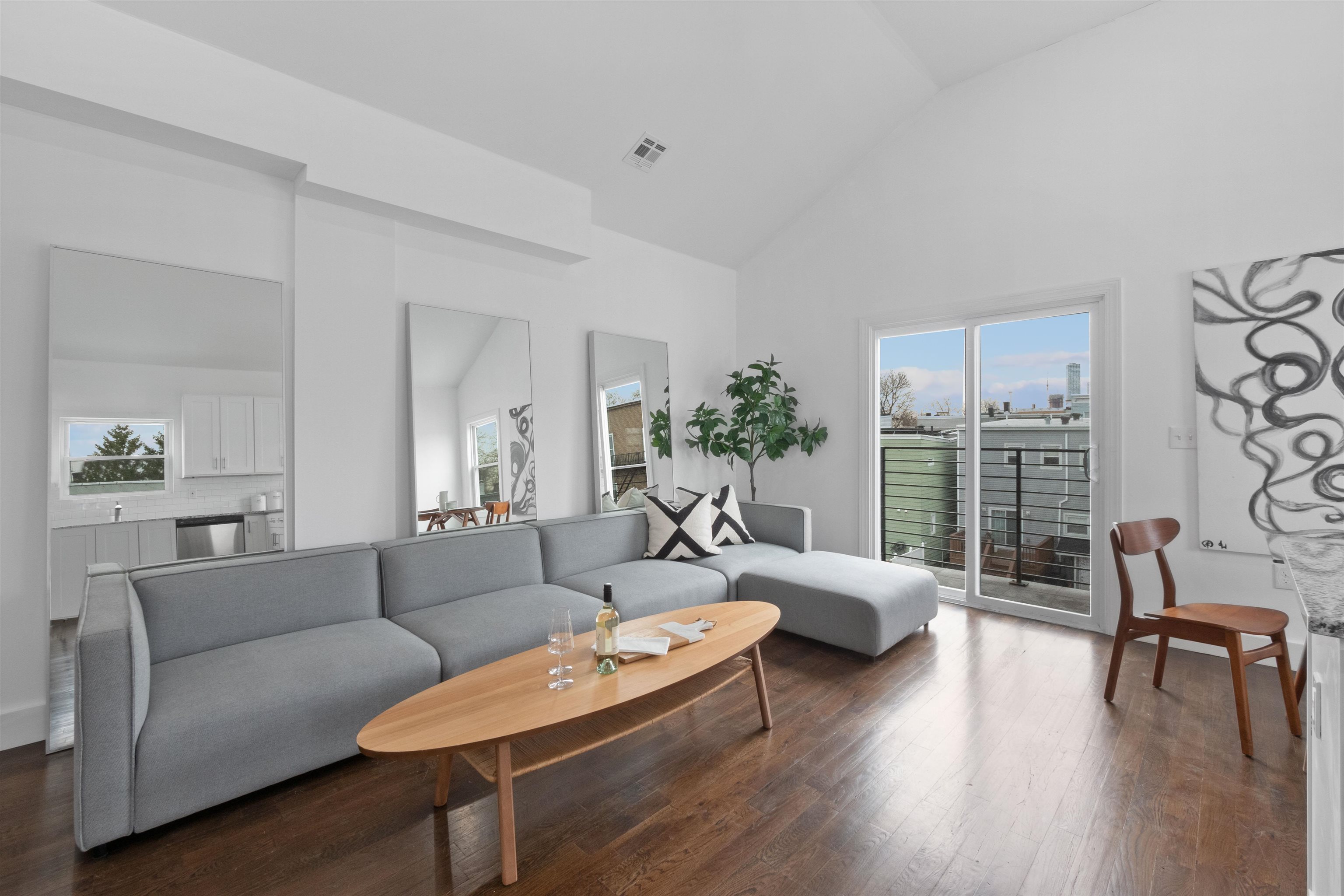 111 CHARLES ST Unit: 2