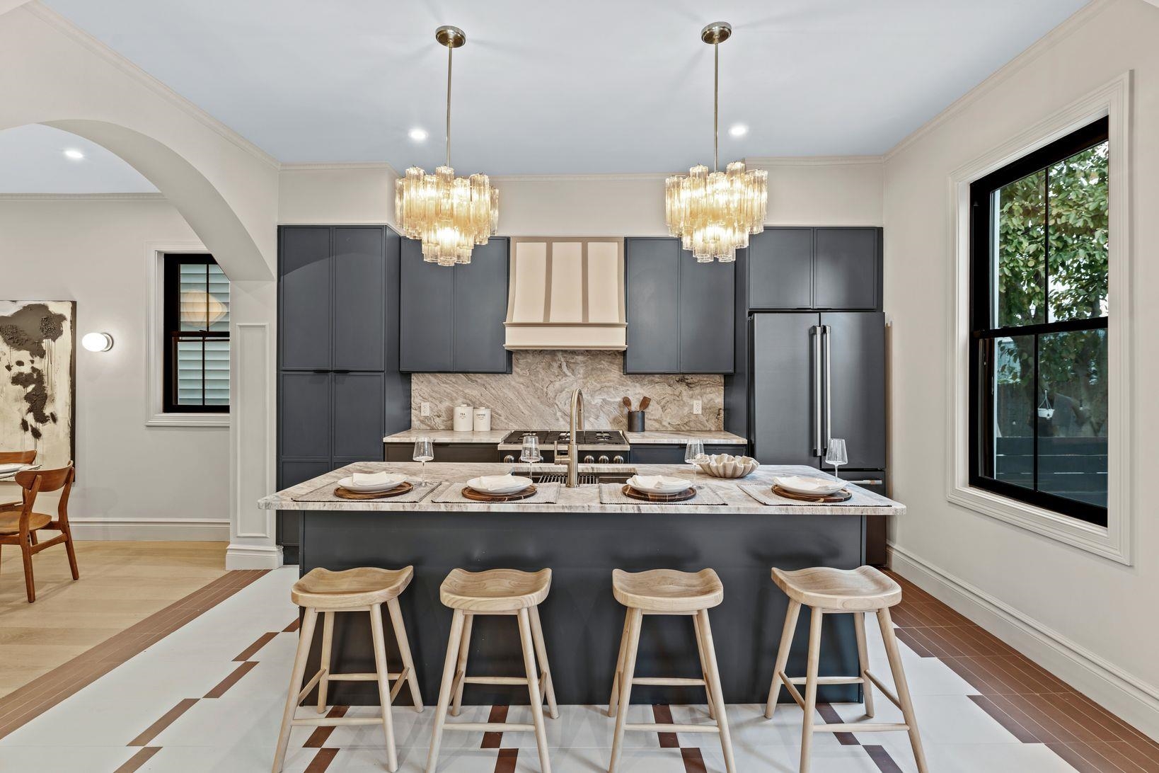 83 LIBERTY PL Unit: 1