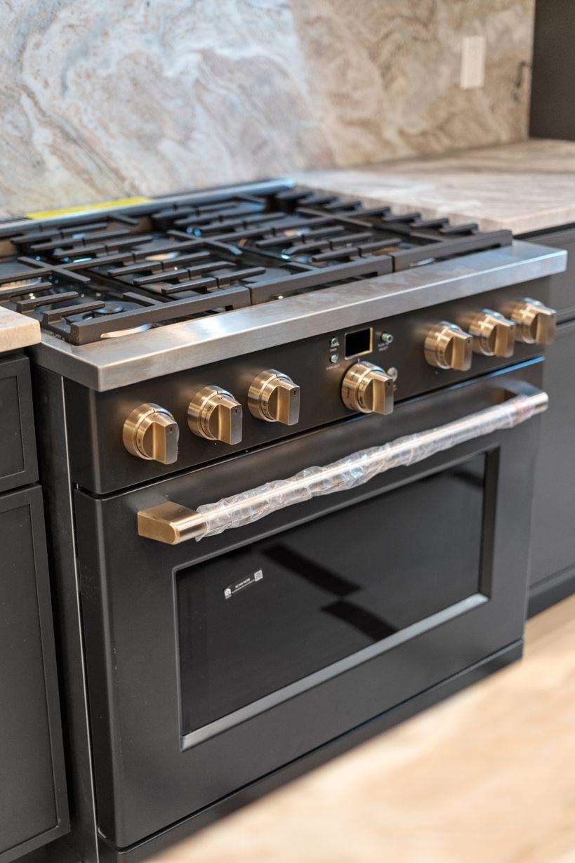 83 LIBERTY PL Unit: 2