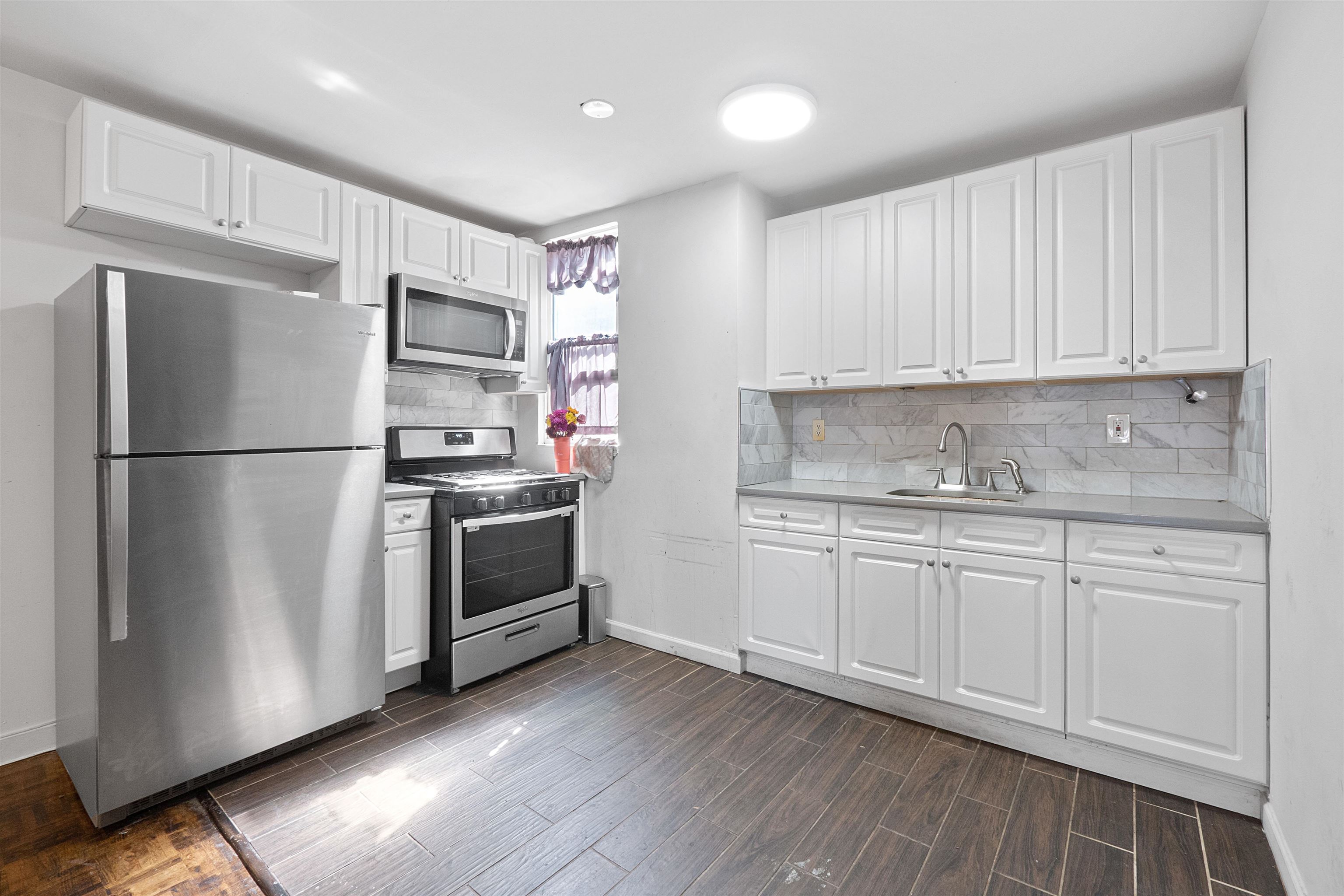 540 MARTIN LUTHER KING JR DR