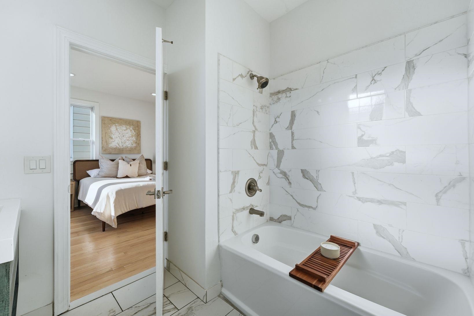 23 RANDOLPH AVE Unit: 2