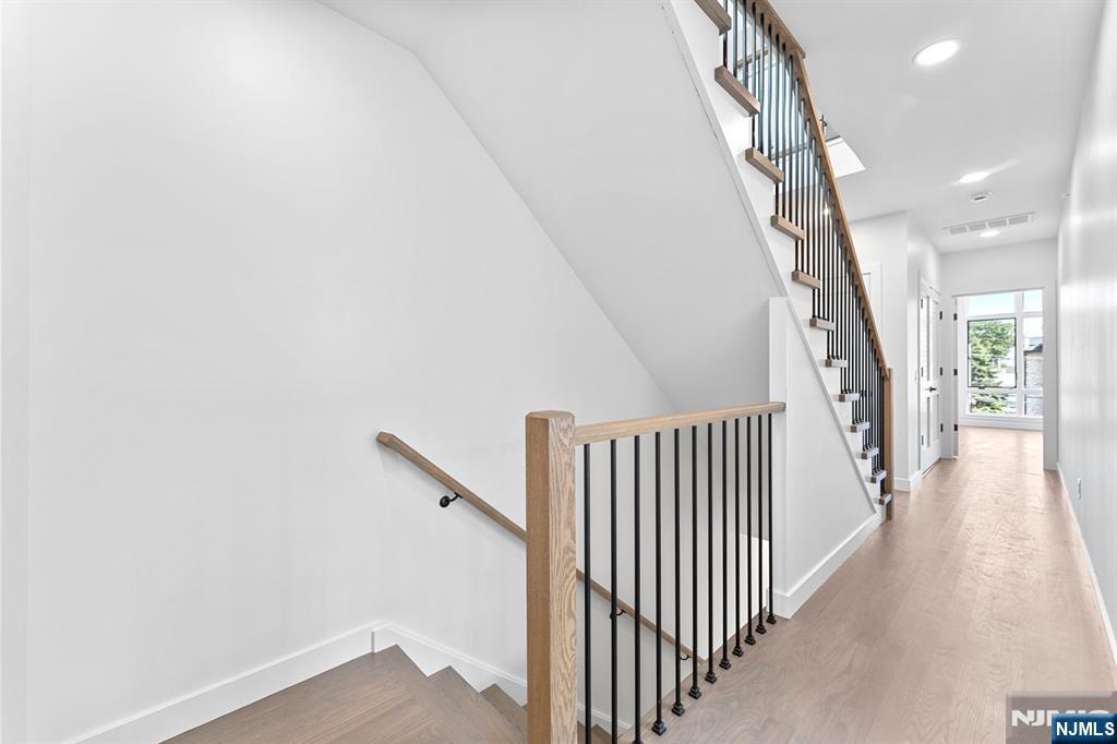 230 Grant Avenue Townhouse