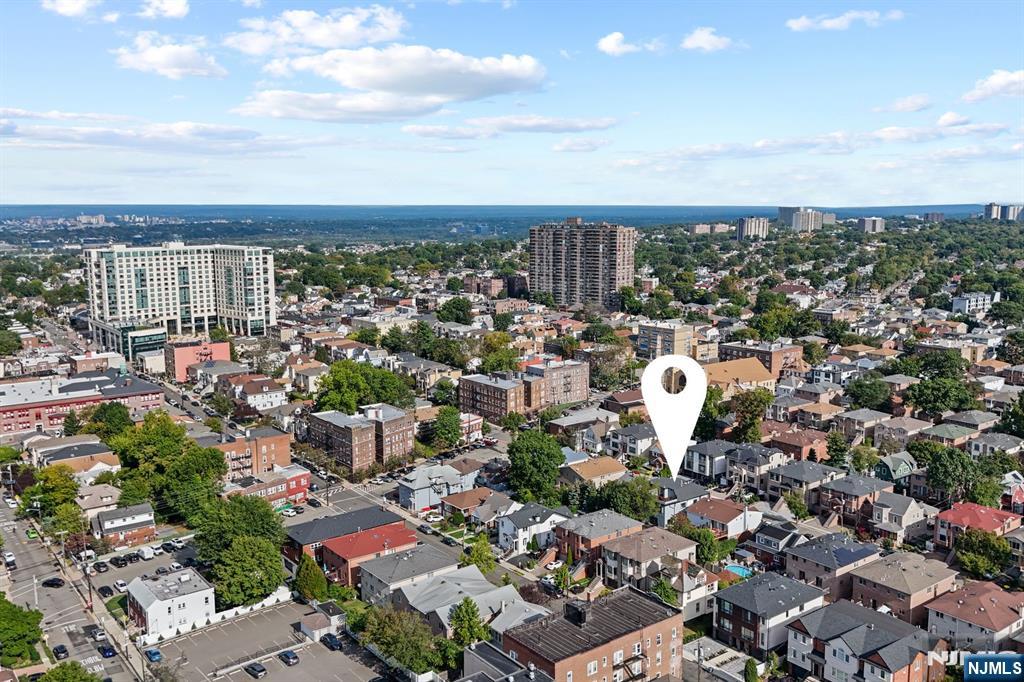 230 Grant Avenue Townhouse