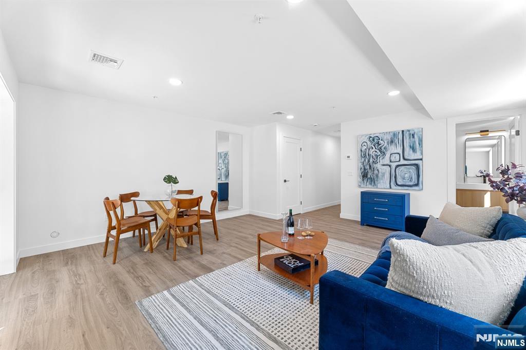 230 Grant Avenue Townhouse