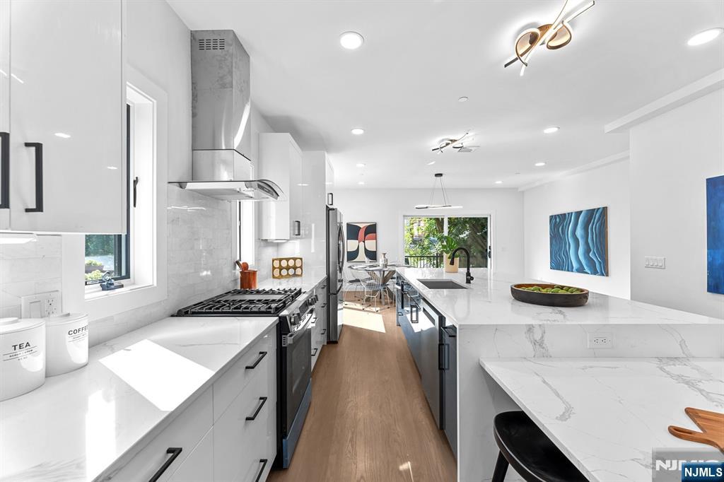 230 Grant Avenue Townhouse