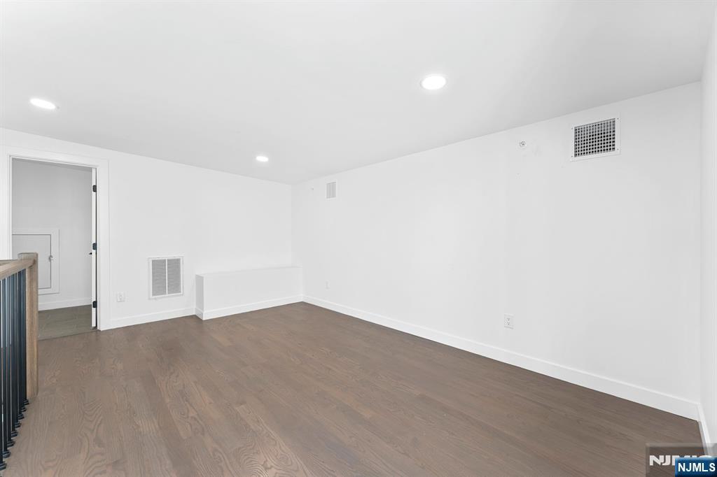 230 Grant Avenue Townhouse