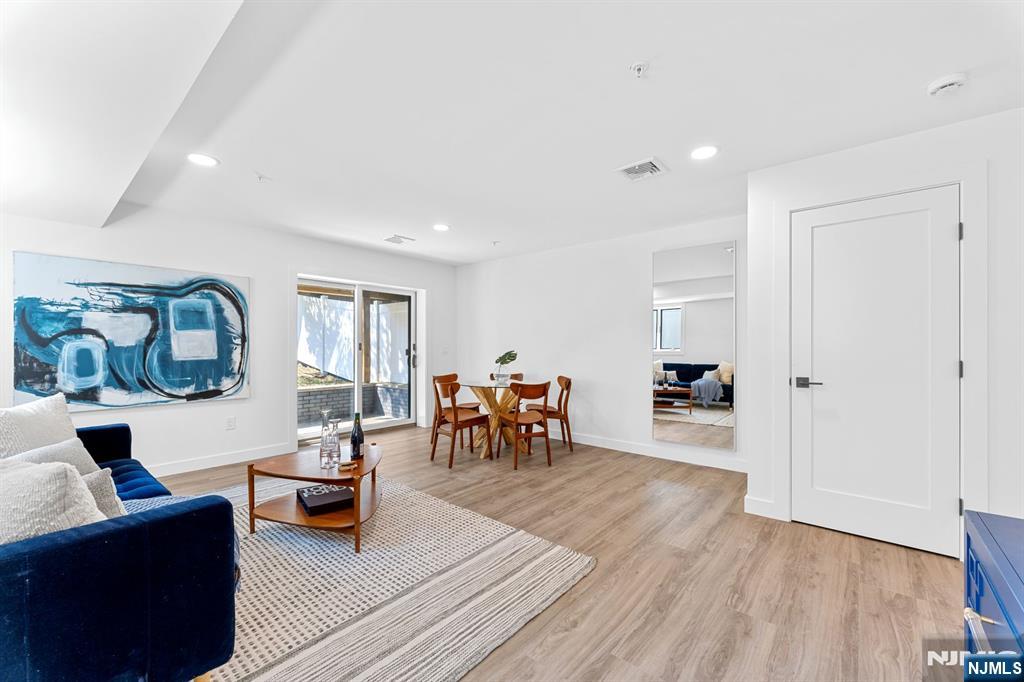 230 Grant Avenue Townhouse