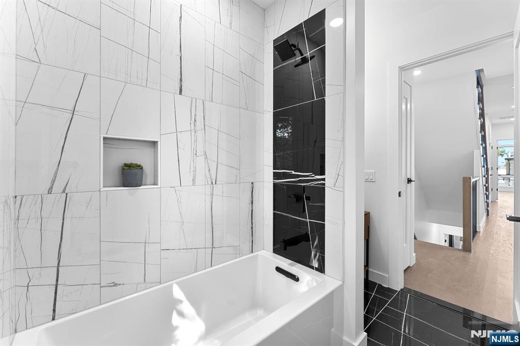 230 Grant Avenue Townhouse