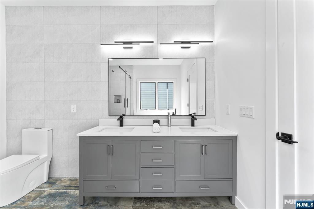 230 Grant Avenue Townhouse